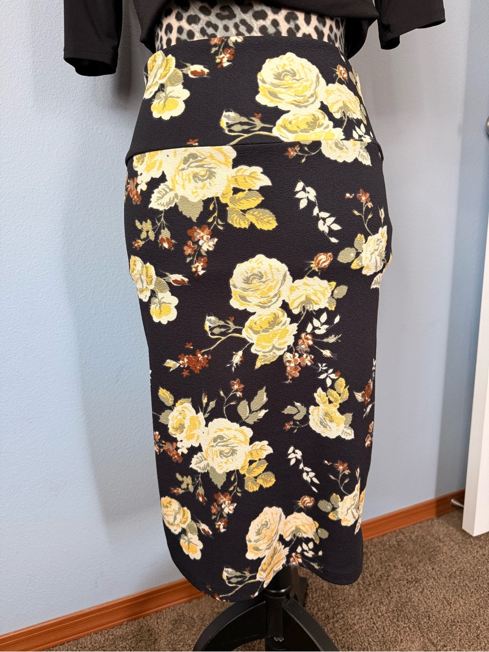 LuLaRoe Black Pencil Skirt with Yellow Floral Print